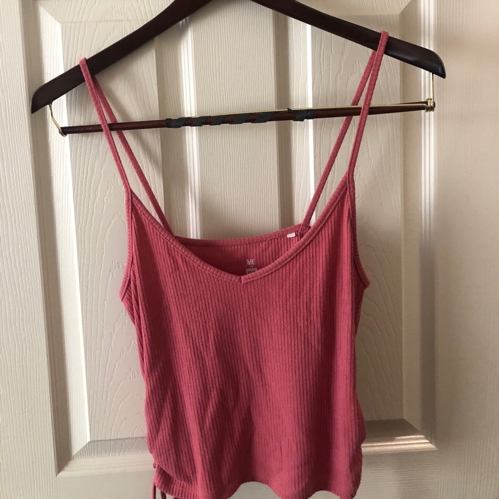 Small tie up tank